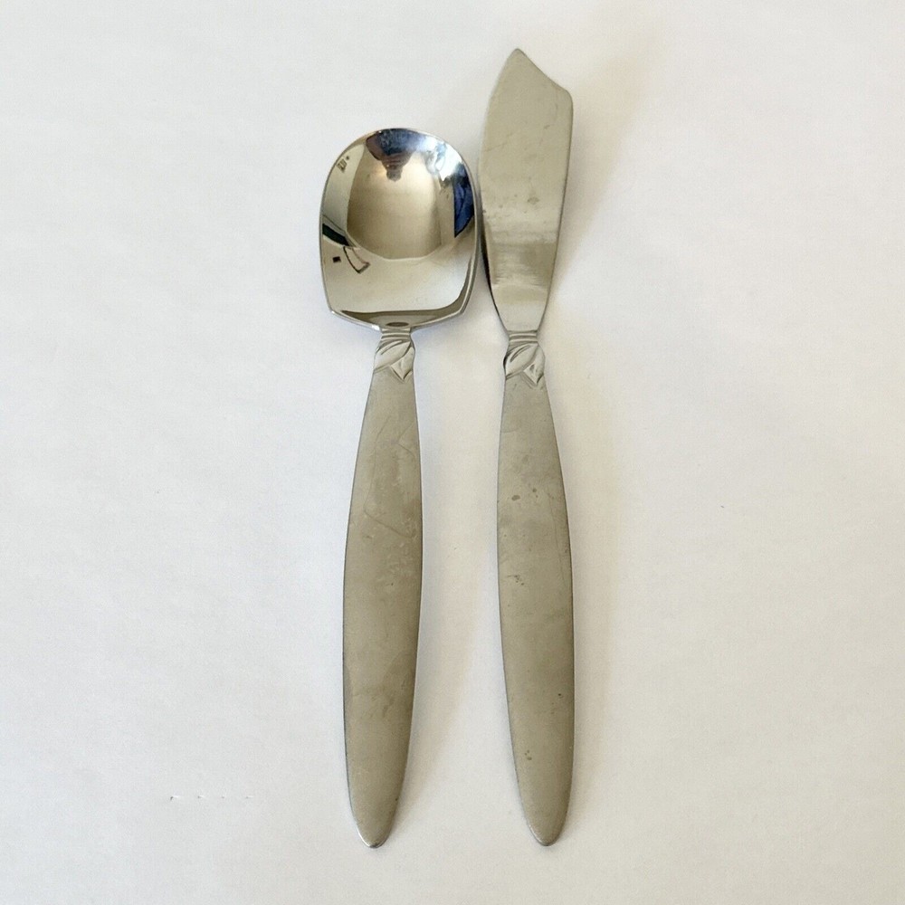 2 Pc Pfaltzgraff stainless 18/0 Laurel Frosted handle Butter Knife & Sugar Spoon